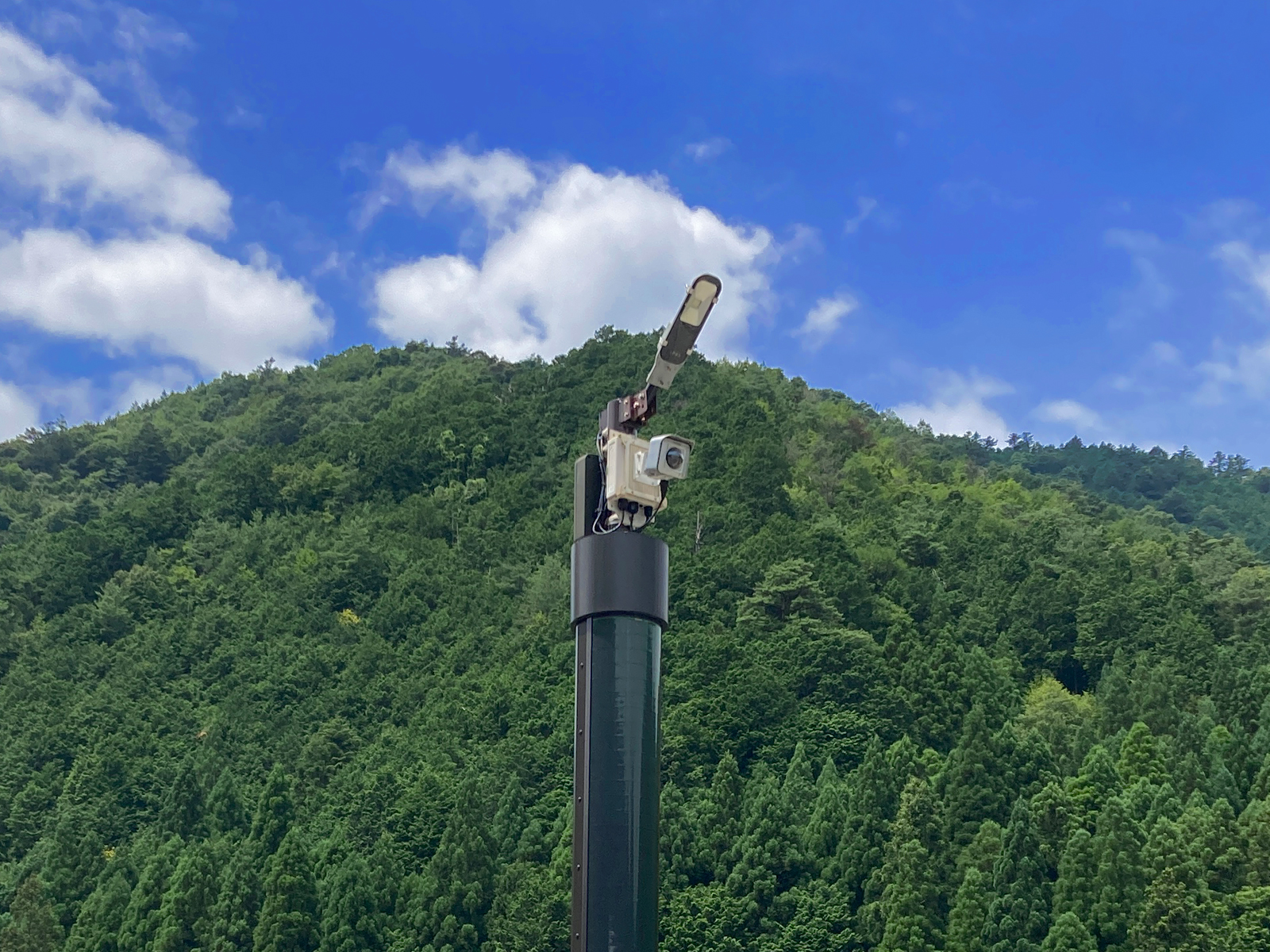 兵庫県宍粟市（しそうし）とオーエスエムが地域の安全と住民の安心を目指した、まちづくりに関する協定を締結しました。