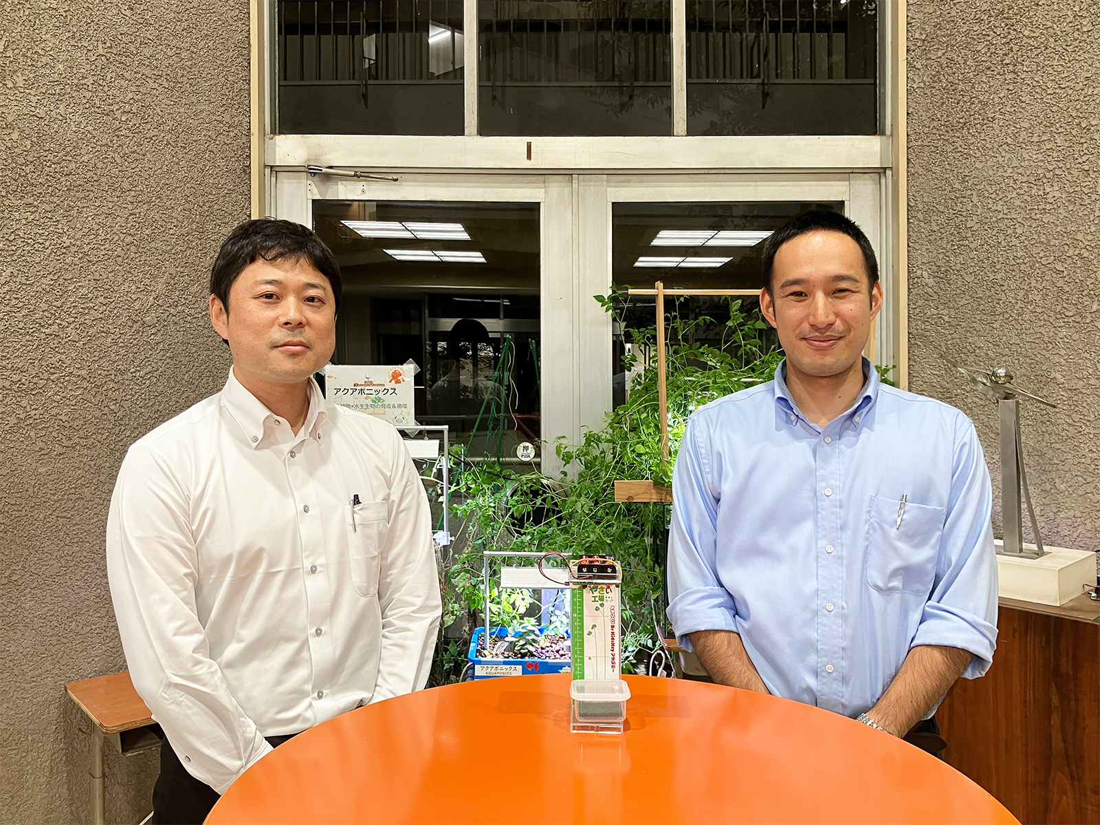 ミニやさい工場キット-電子工作と野菜育成の融合による次世代技術教育｜開智中学・高等学校（一貫部）様の納入事例を掲載