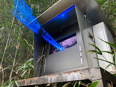 レーザーイルミネーション用屋外筐体の納入事例|ニジゲンノモリ 様